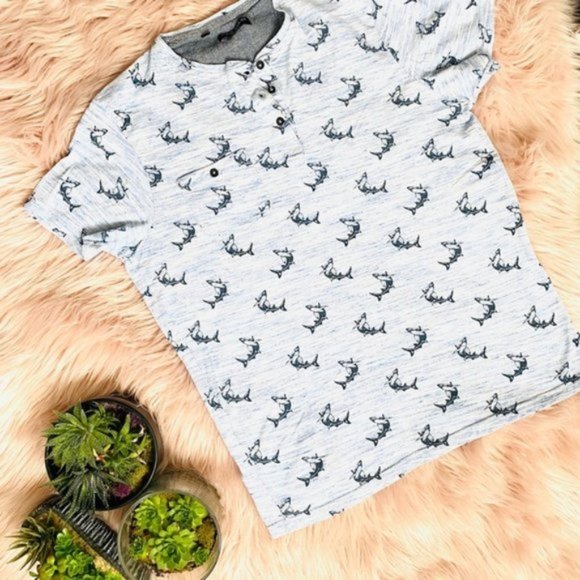 Brave Soul London- Henley Mako Shark short sleeve top - Picture 1 of 12